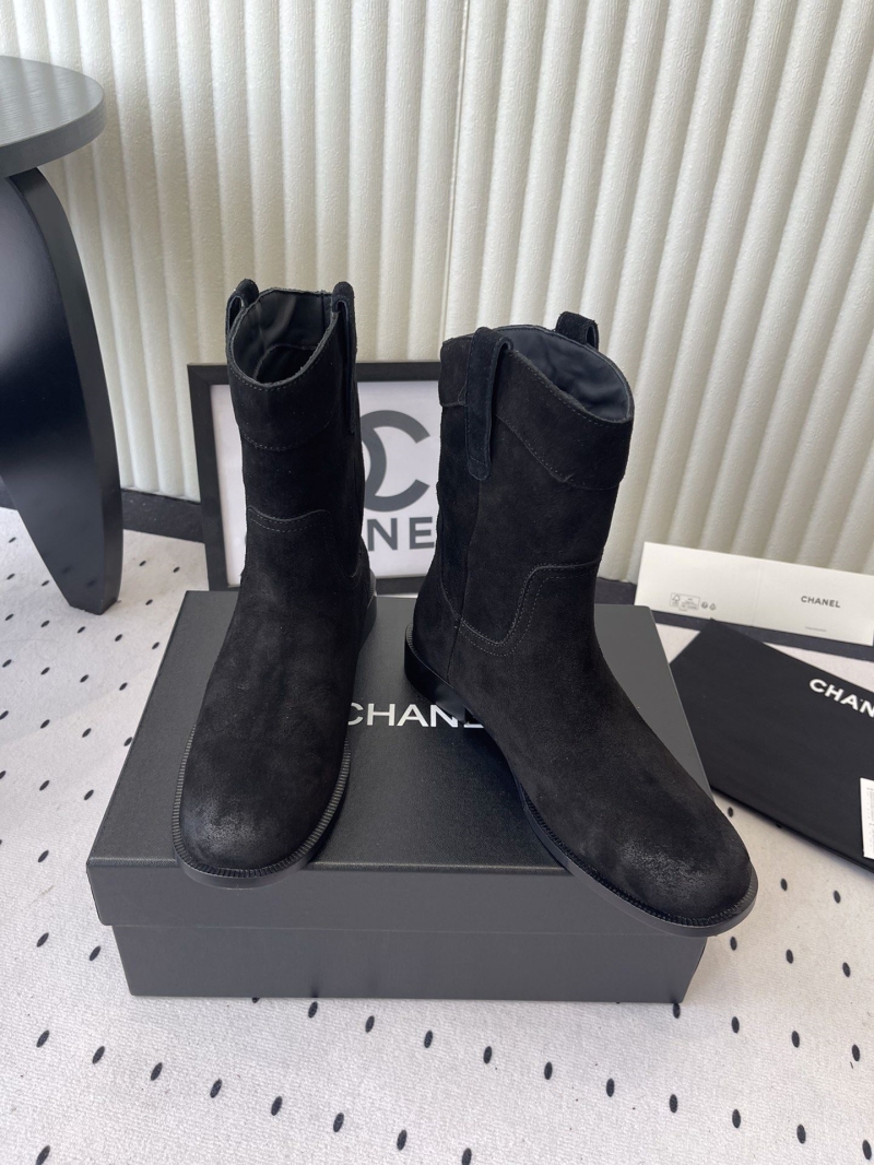 Ch**el boots